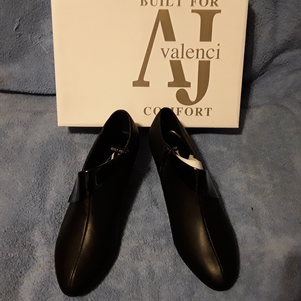 *2 For 12* AJ Valenci Size 9 Black Heels